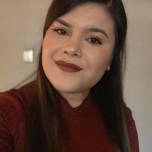 Meet your Posher, Elisa